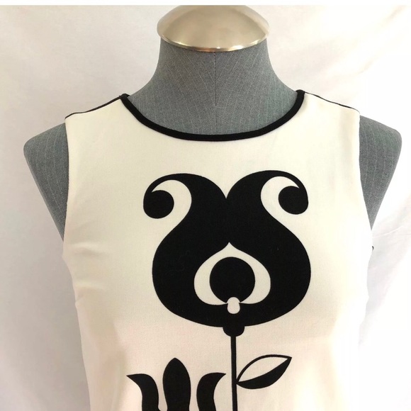 Victoria Beckham Sheath Flower dress NWT Sz L - Picture 2 of 7